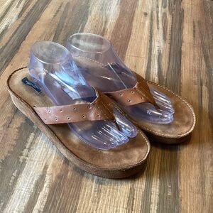 Women’s AEO American Eagle Leather Platform Thong Flip Flops Sz 9